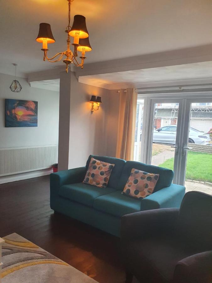 Вилла Four Seasons By The Sea Peacehaven Экстерьер фото